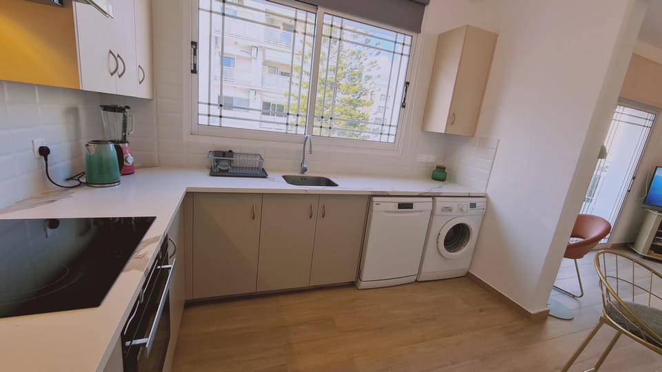 House | 1 bedroom, soundproofing