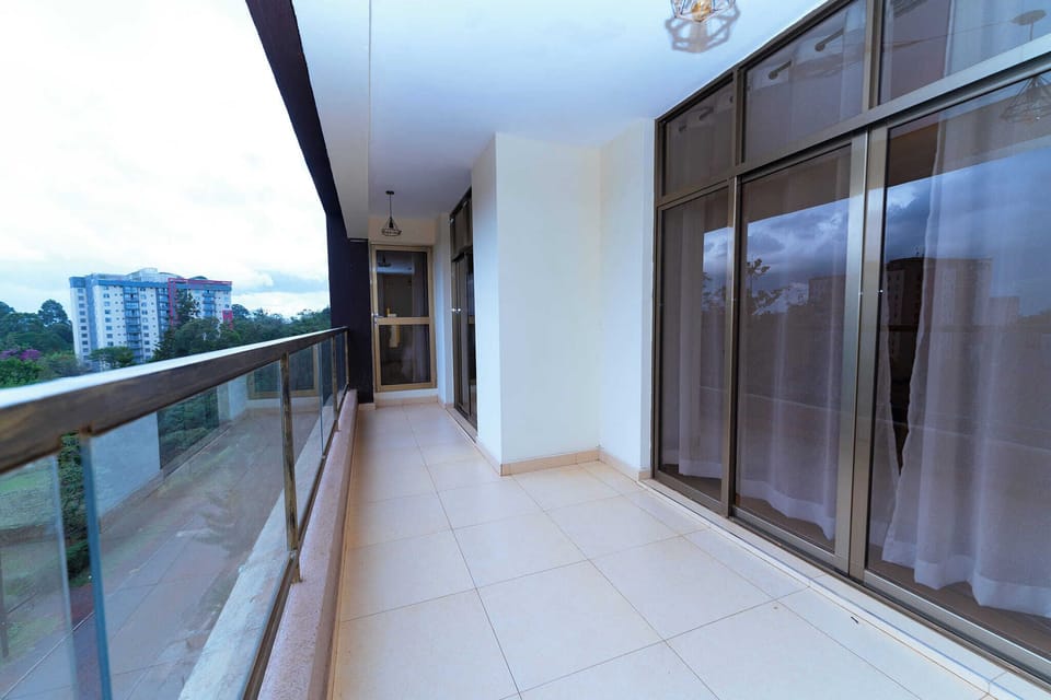 Family Apartment | Balcony