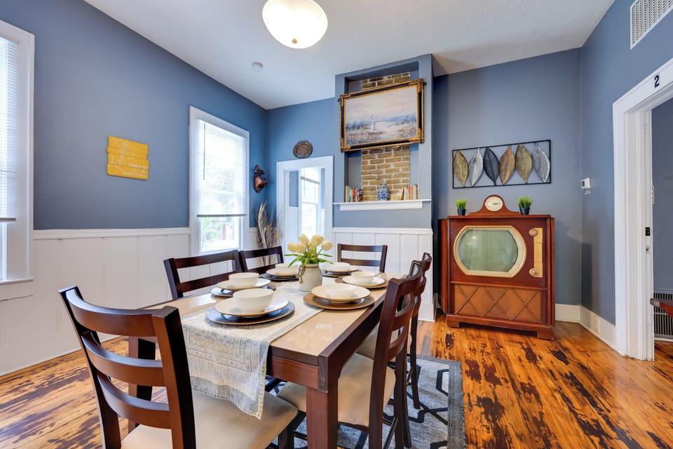 House (2 Bedrooms) | Interior