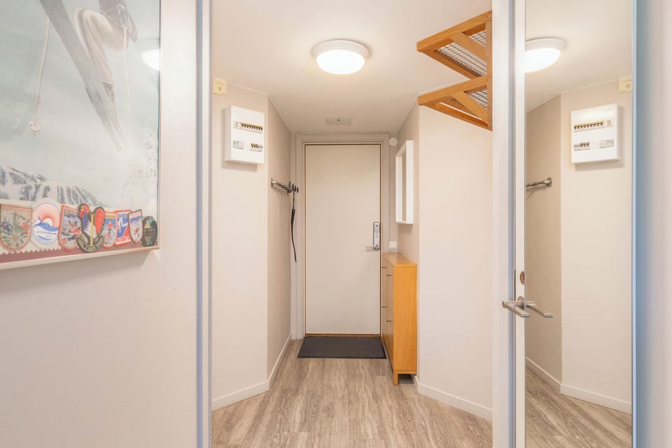 Deluxe Apartment, Mountain View | 2 bedrooms, soundproofing, WiFi (free)