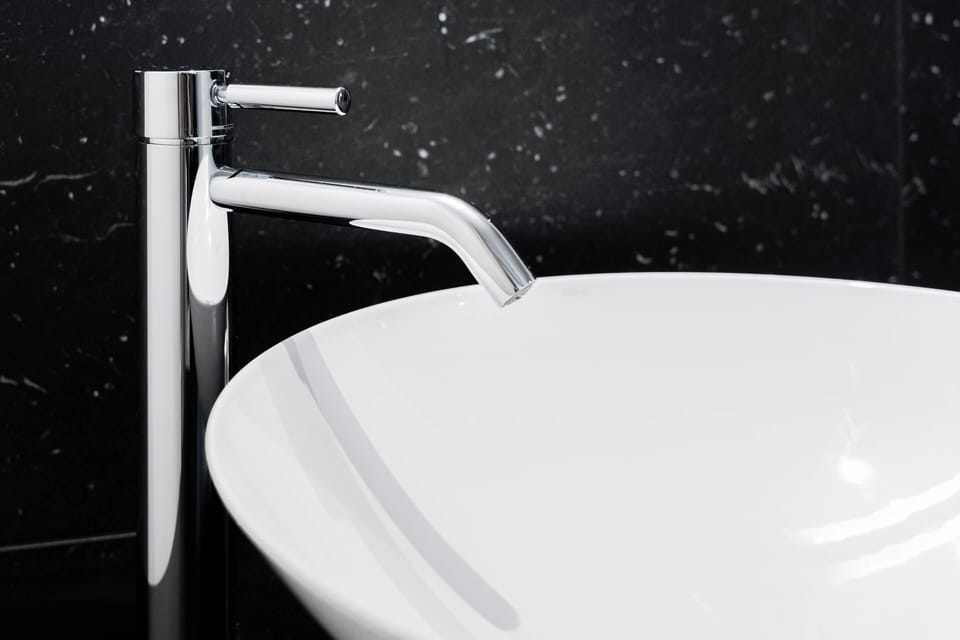 Shower, rainfall showerhead, hair dryer, heated floors