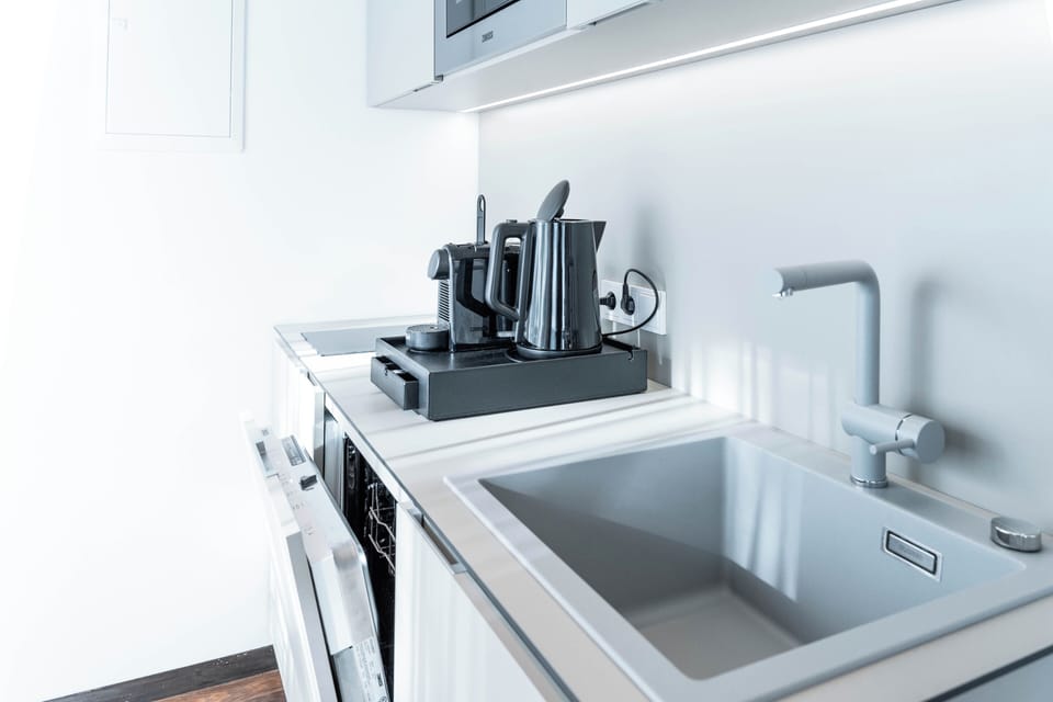 Mini-fridge, microwave, stovetop, dishwasher