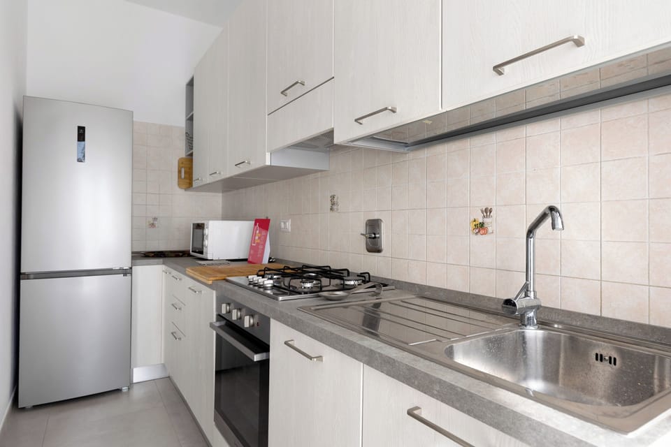 Apartment | Private kitchen | Dining tables