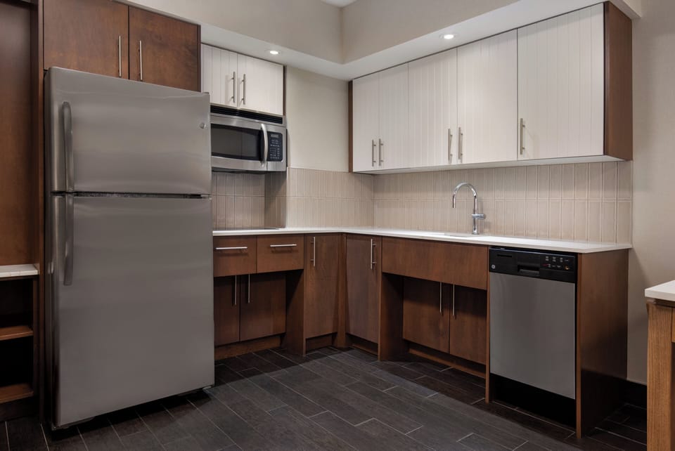 In-room safe, desk, blackout drapes, free cribs/infant beds