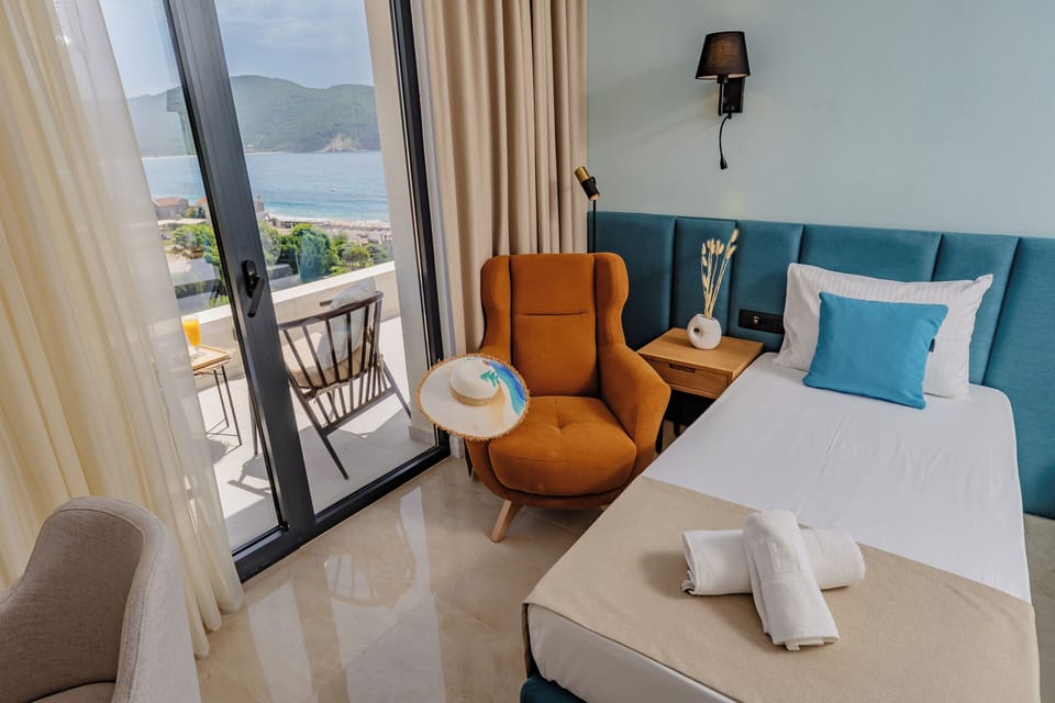 Standard Double or Twin Room, Sea View | In-room safe, desk, soundproofing, free WiFi