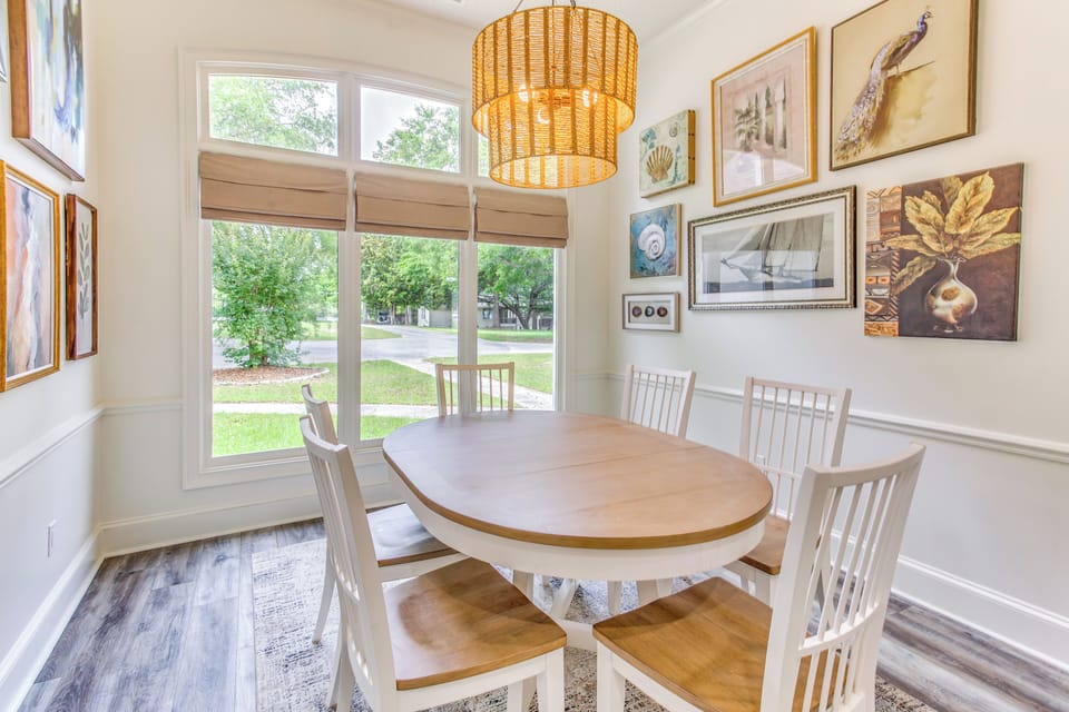House (3 Bedrooms) | Interior