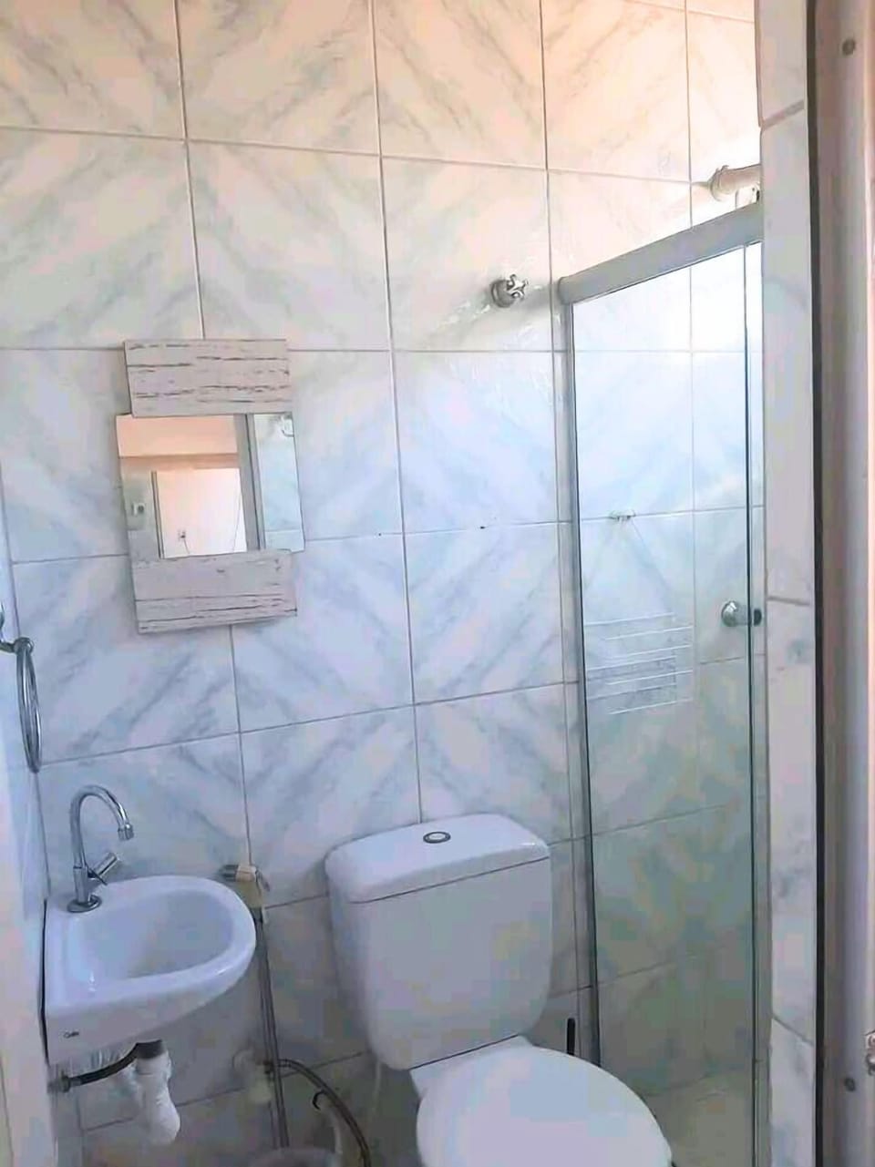 Standard Room | Bathroom | Shower, towels