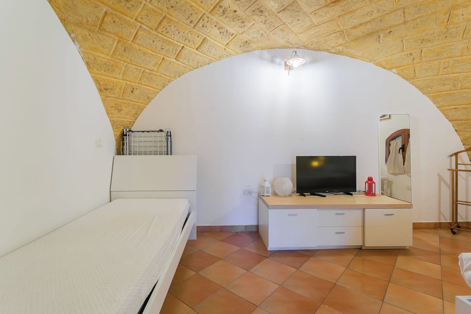 Apartment | Iron/ironing board, free WiFi