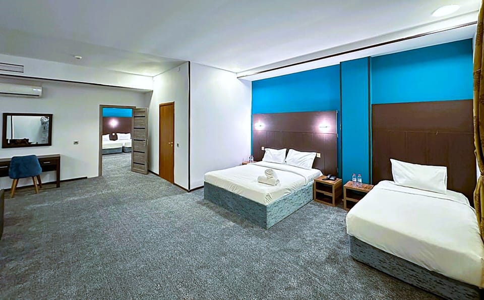 Egyptian cotton sheets, premium bedding, down comforters, pillowtop beds