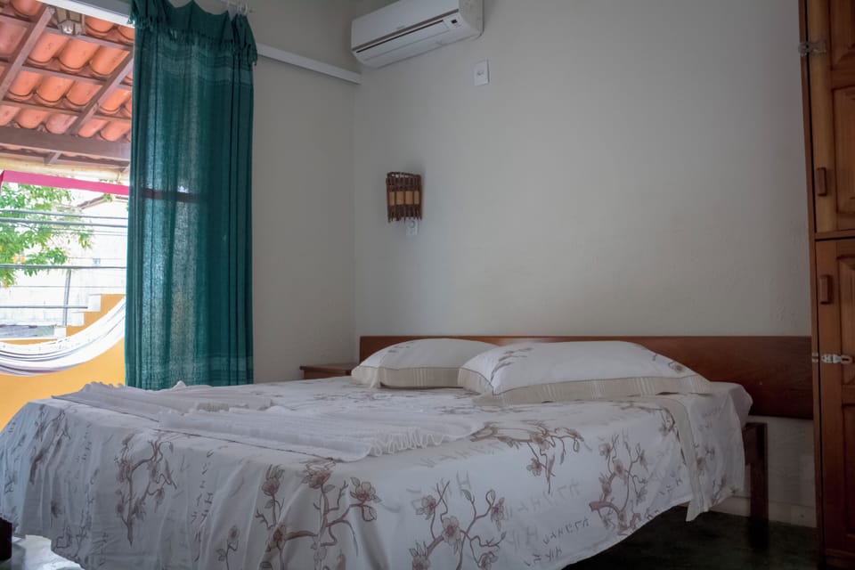 Basic Double or Twin Room, 1 Double Bed, Courtyard View | Free WiFi, bed sheets