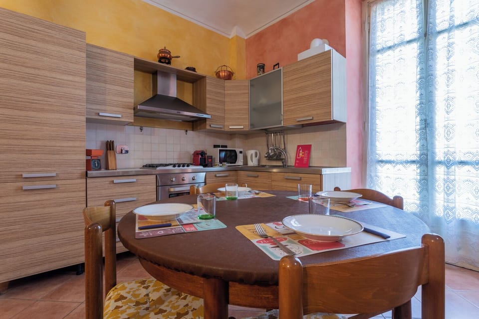 Apartment | Private kitchen | Fridge, microwave, oven, stovetop