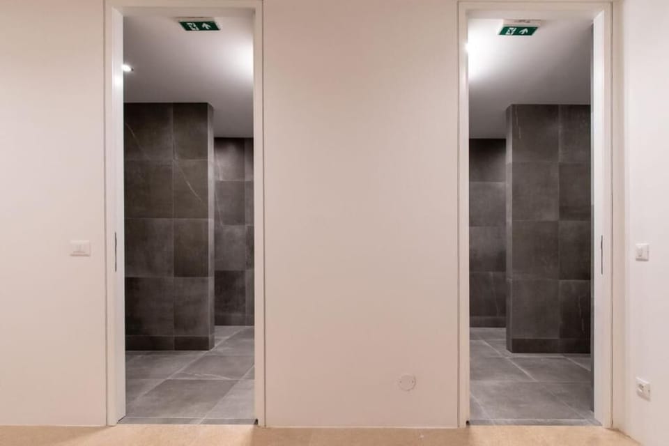 Villa, 6 Bedrooms | Bathroom | Hair dryer