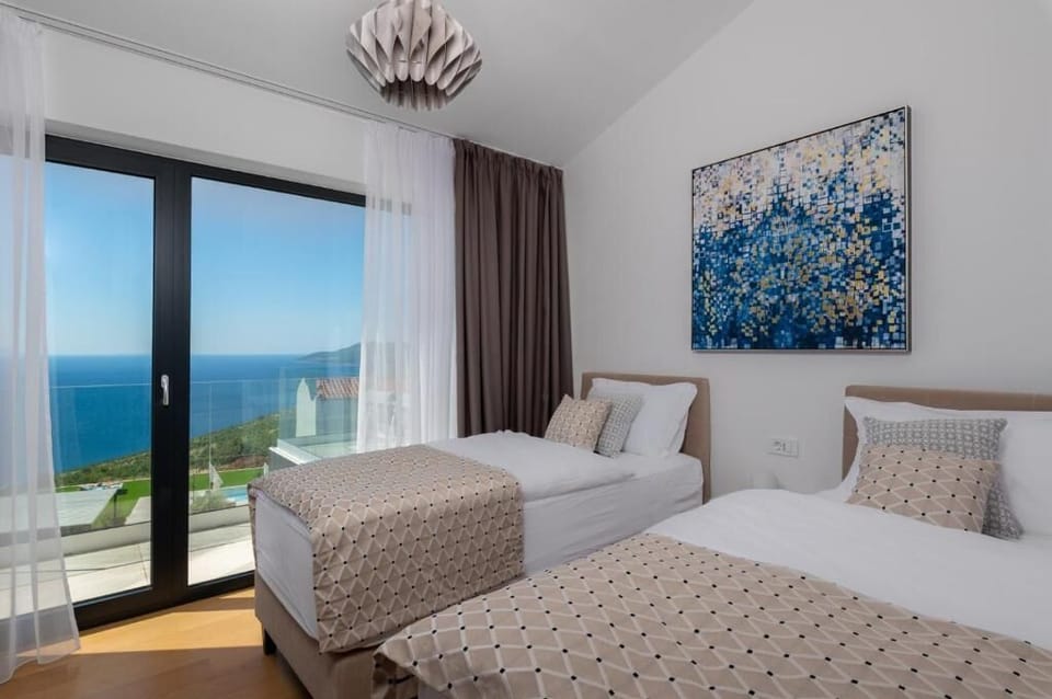 Apartment, 4 Bedrooms | 4 bedrooms, WiFi