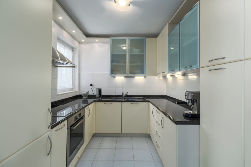 Apartment, 2 Bedrooms | Private kitchen | Full-size fridge, oven, stovetop, dishwasher