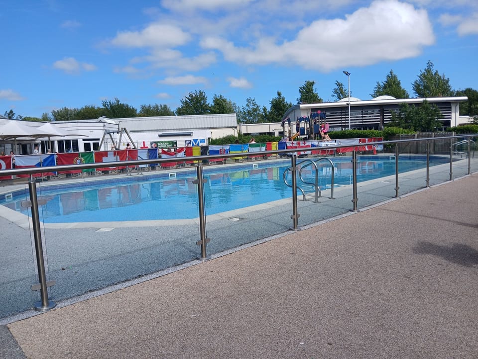Chalet | Pool | Outdoor pool