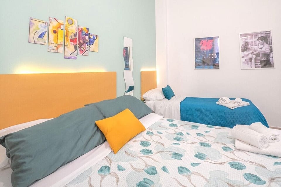 Comfort Apartment, 3 Bedrooms, Non Smoking, Balcony | Individually decorated, individually furnished, desk, iron/ironing board
