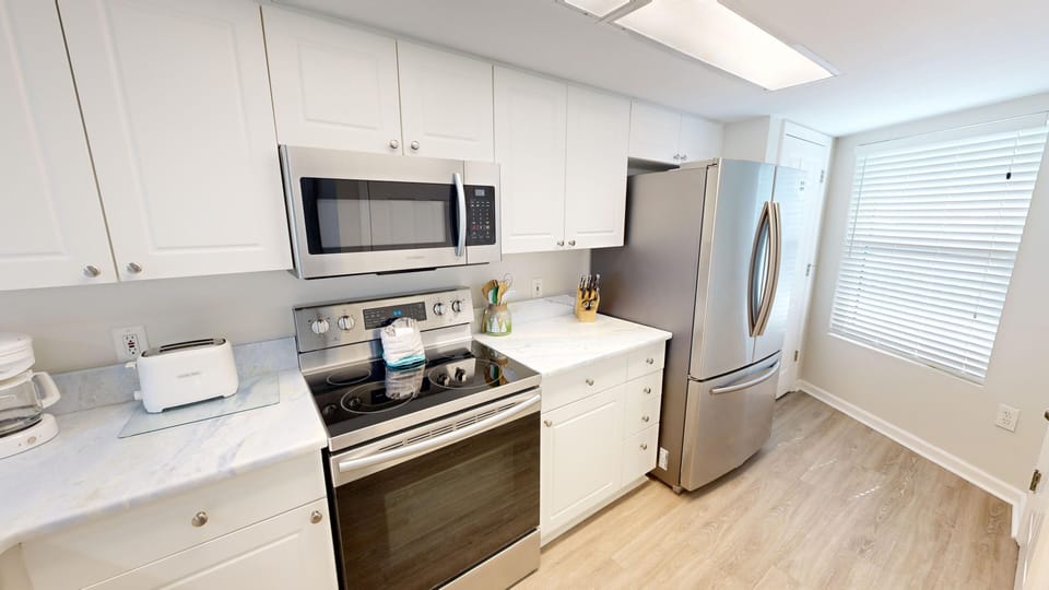Condo, 2 Bedrooms | Private kitchen | Coffee/tea maker, fridge, toaster