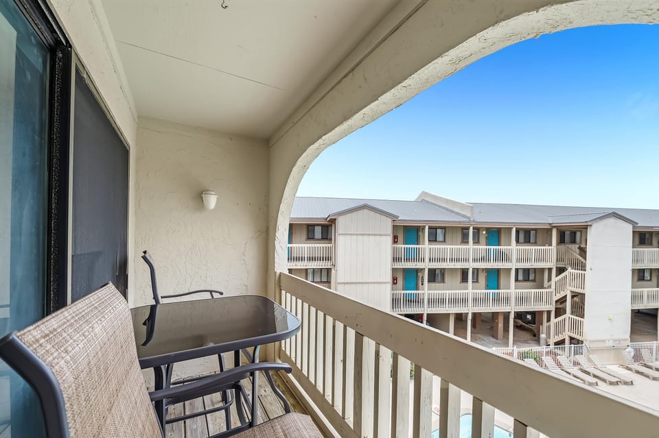 Condo, Multiple Beds (Las Palmas 225) | Outdoor dining