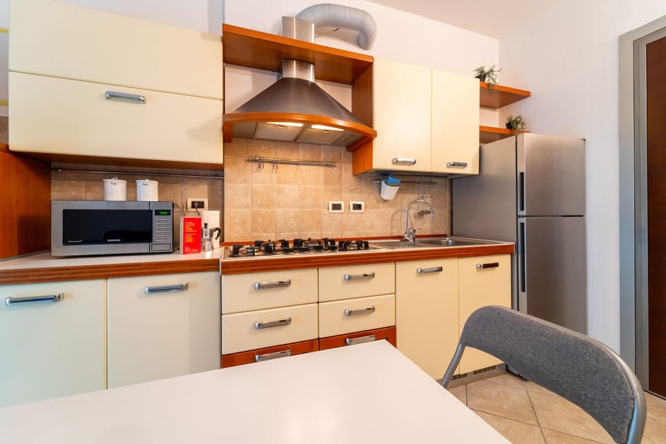 Apartment | Private kitchen | Espresso maker, coffee/tea maker