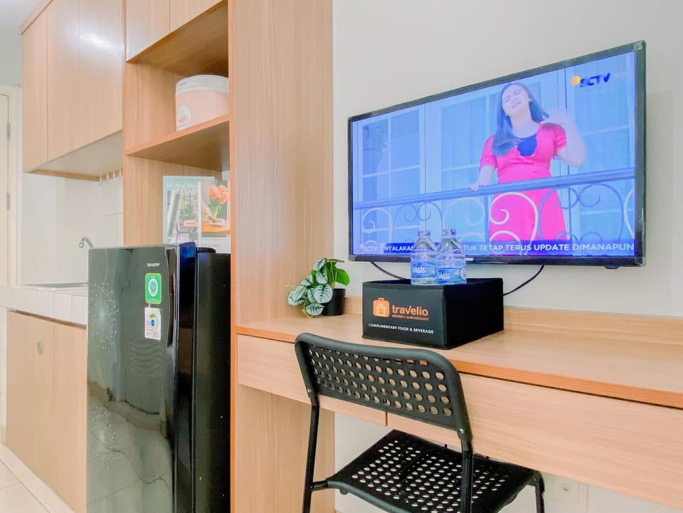 Deluxe Studio | Living area