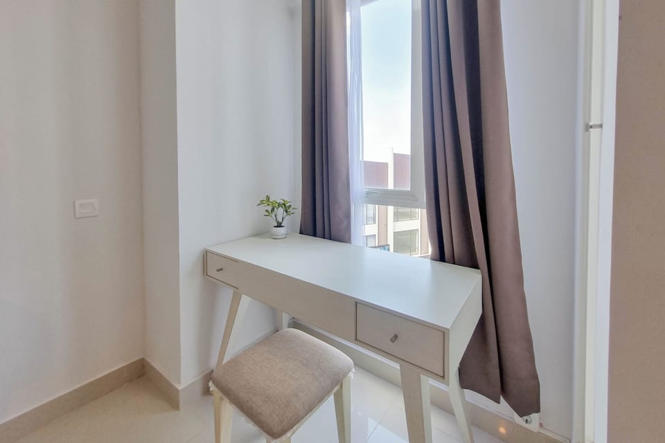 Deluxe Studio | Living area