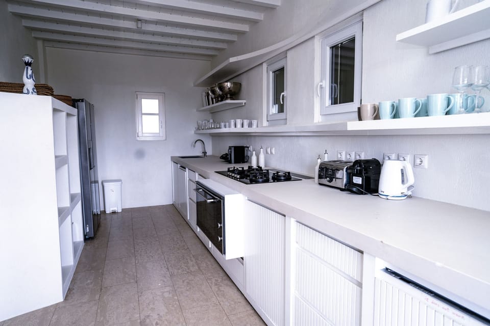 House, Smoking | 12 bedrooms, high-speed internet