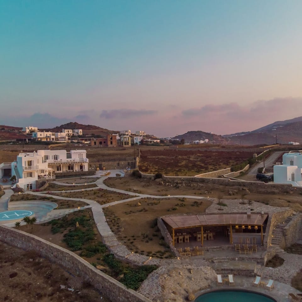 House, Smoking | 12 bedrooms, high-speed internet