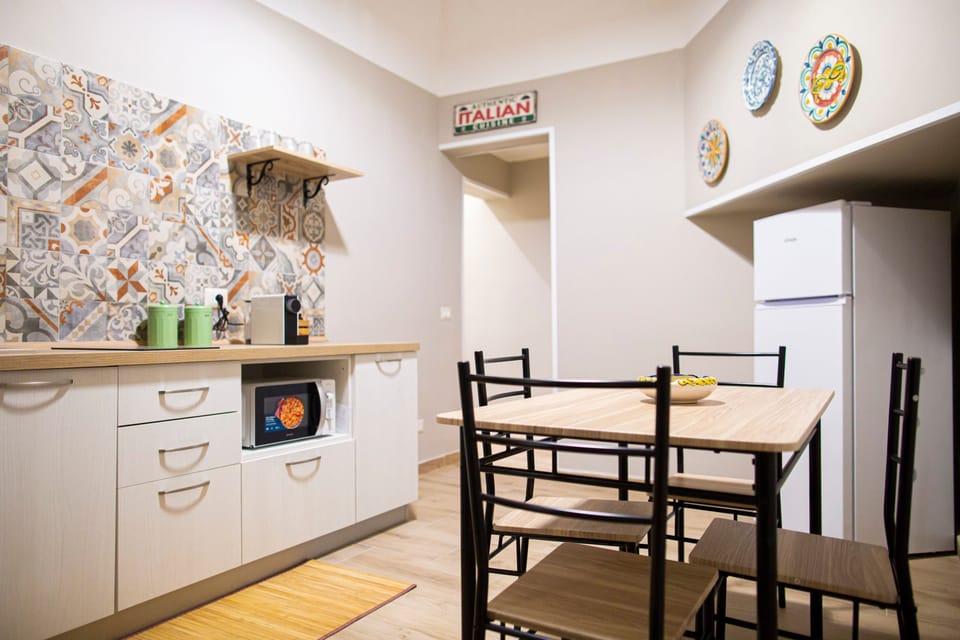House | 3 bedrooms, desk, Internet