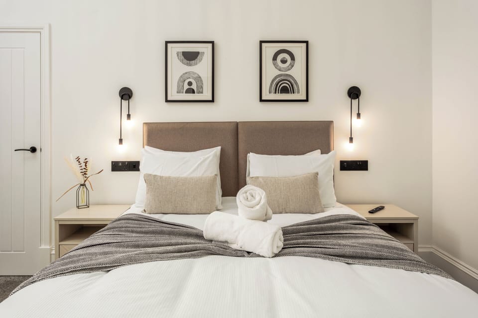 3 bedrooms, iron/ironing board, free WiFi