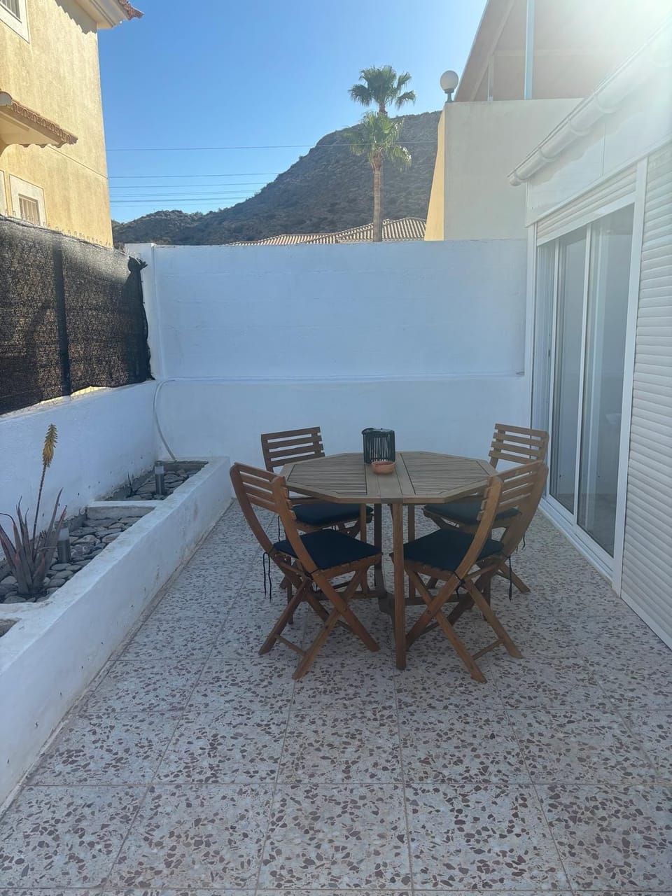 House | Outdoor dining