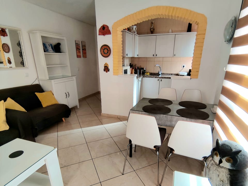 Apartment | Private kitchen | Fridge, microwave, oven, stovetop