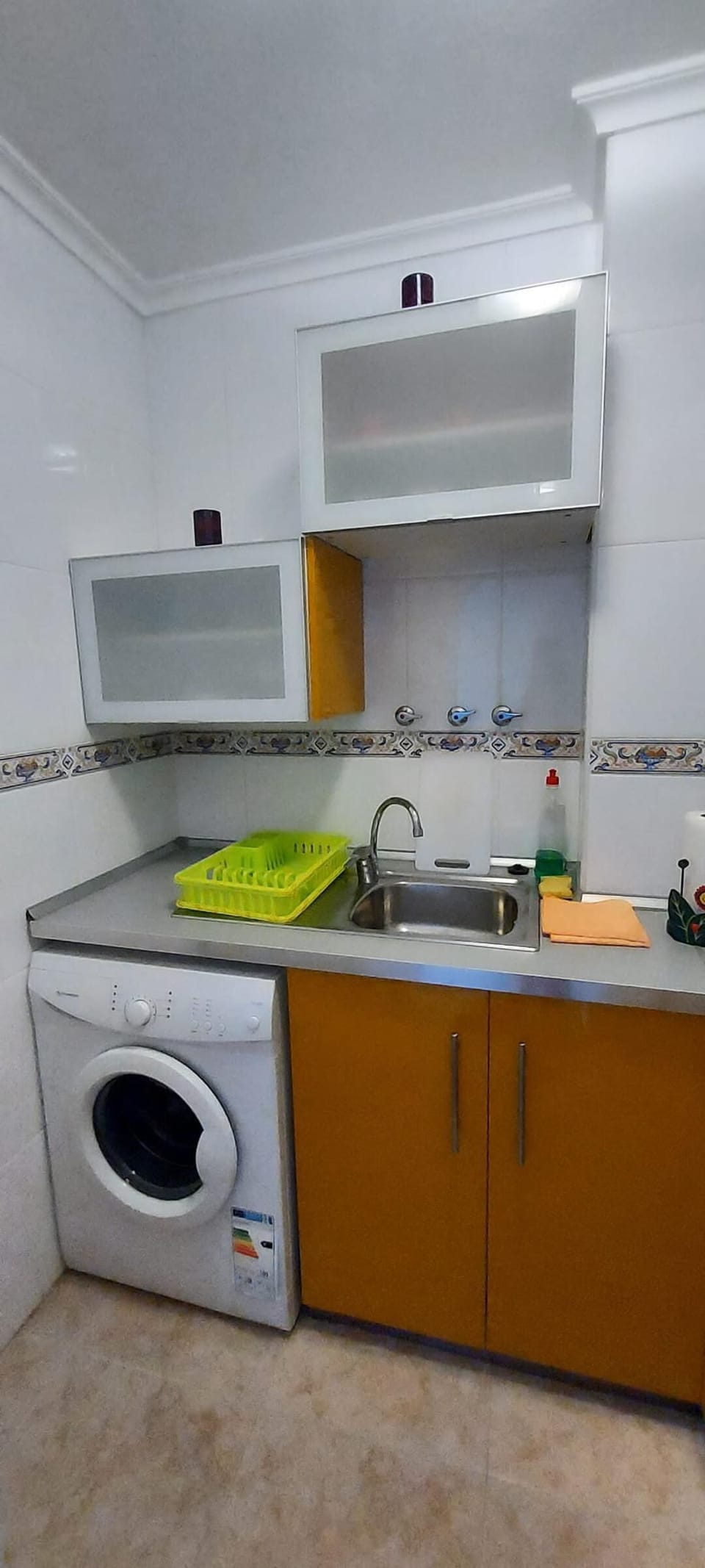 Apartment | Private kitchen | Fridge, microwave, oven, stovetop