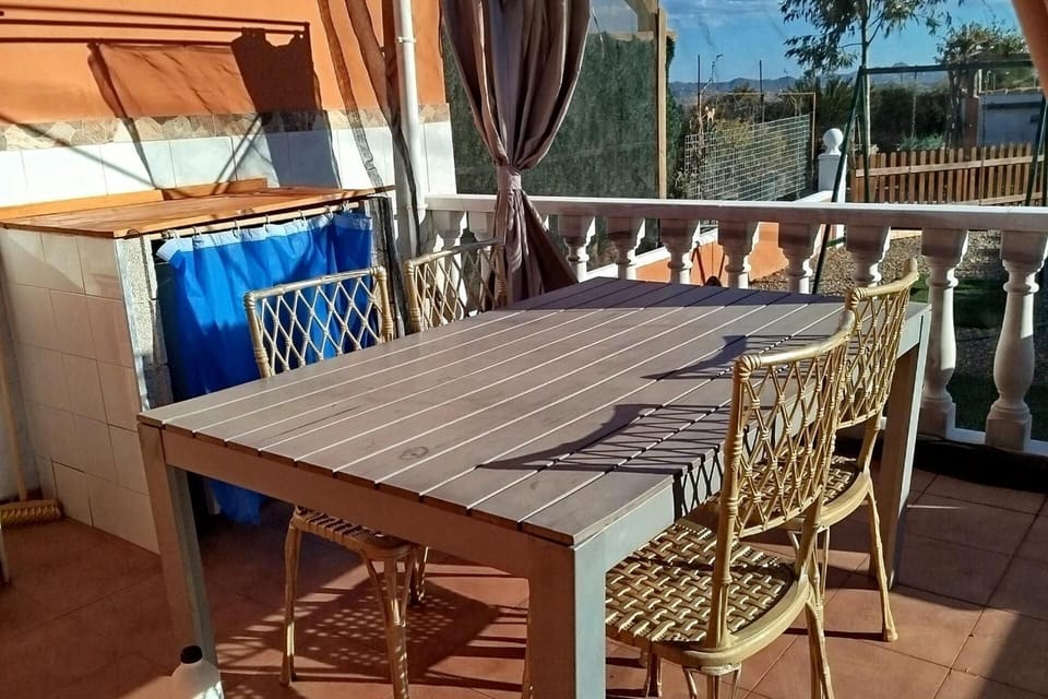 House | Outdoor dining