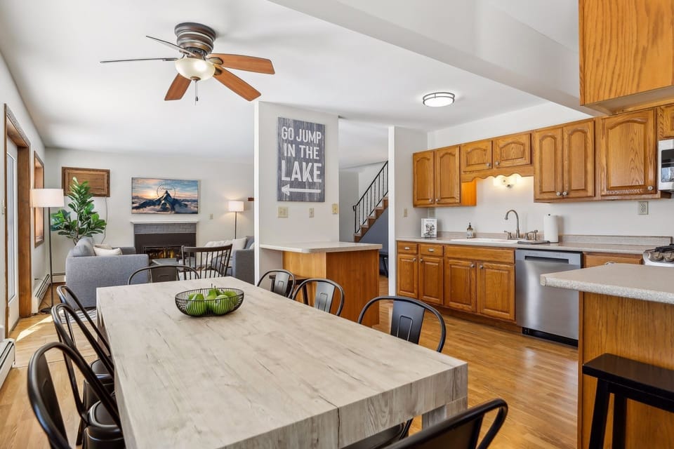 House, 3 Bedrooms | Dining