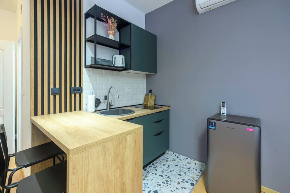 Apartment, 1 Bedroom, City View | Interior