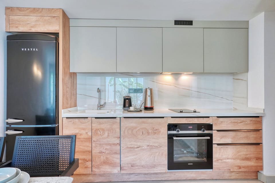 Royal Suite, 2 Bedrooms, Private Pool | Private kitchen | Fridge, oven, stovetop, dishwasher