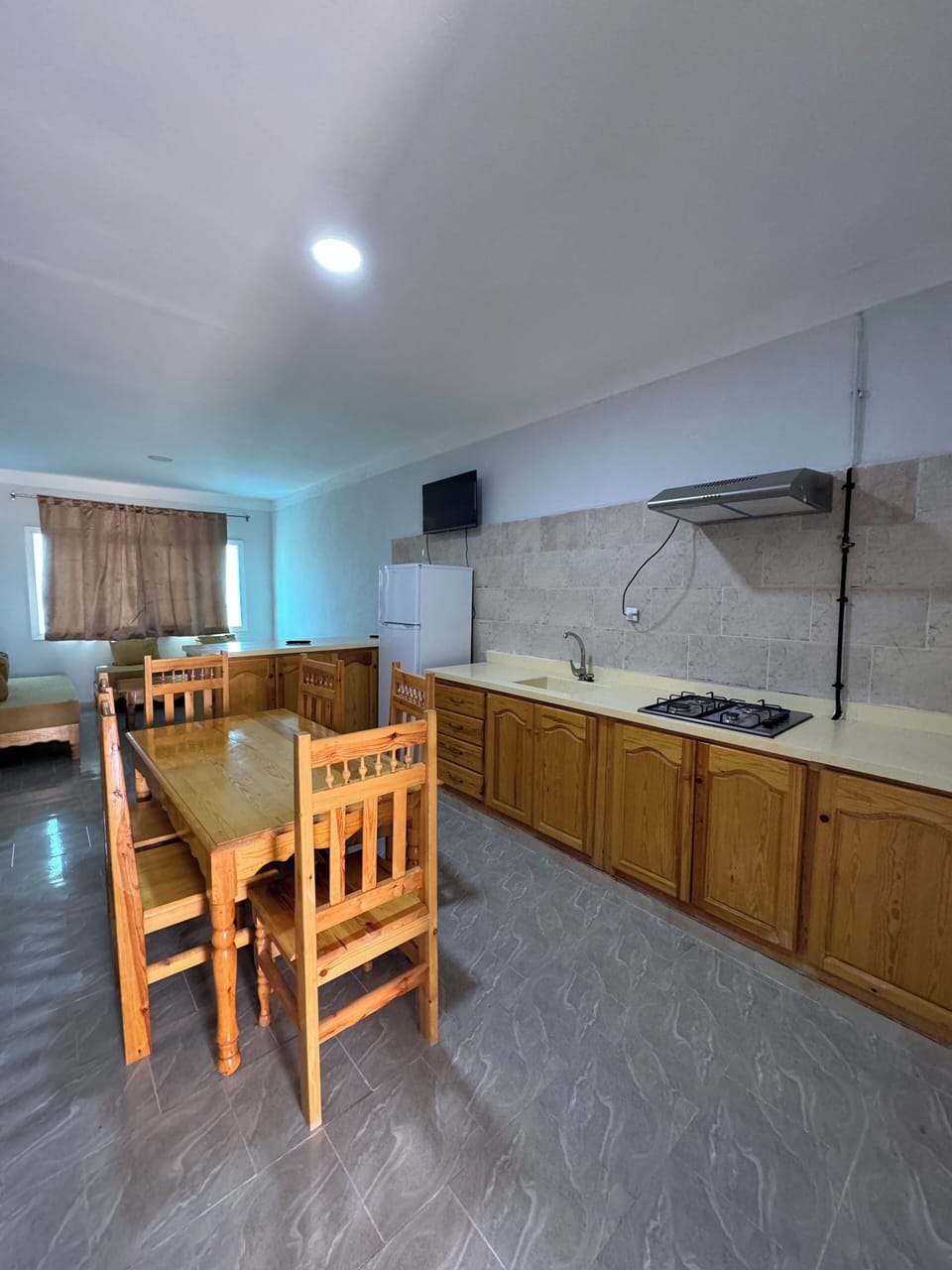 Minibar, laptop workspace, blackout drapes, WiFi (free)