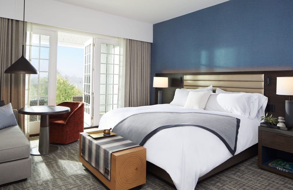 Egyptian cotton sheets, premium bedding, down comforters, pillowtop beds