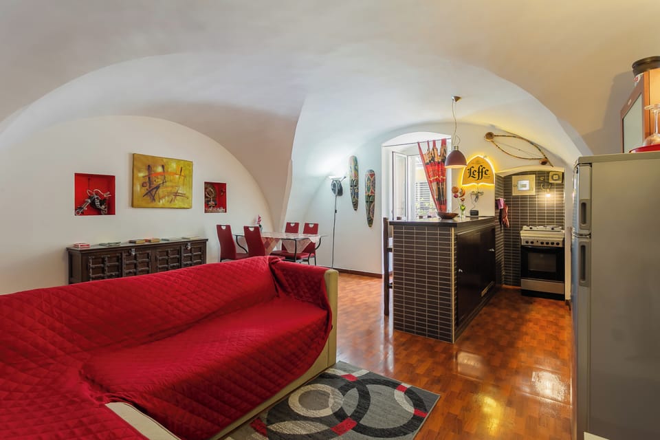 Apartment | Living area | 35-inch flat-screen TV with digital channels