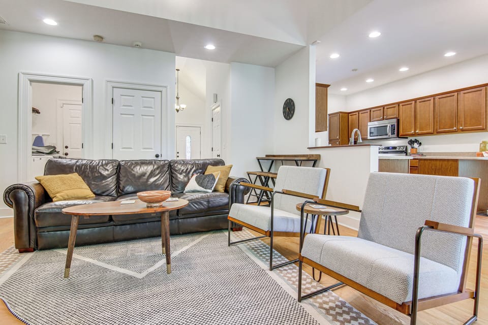 House (4 Bedrooms) | Interior