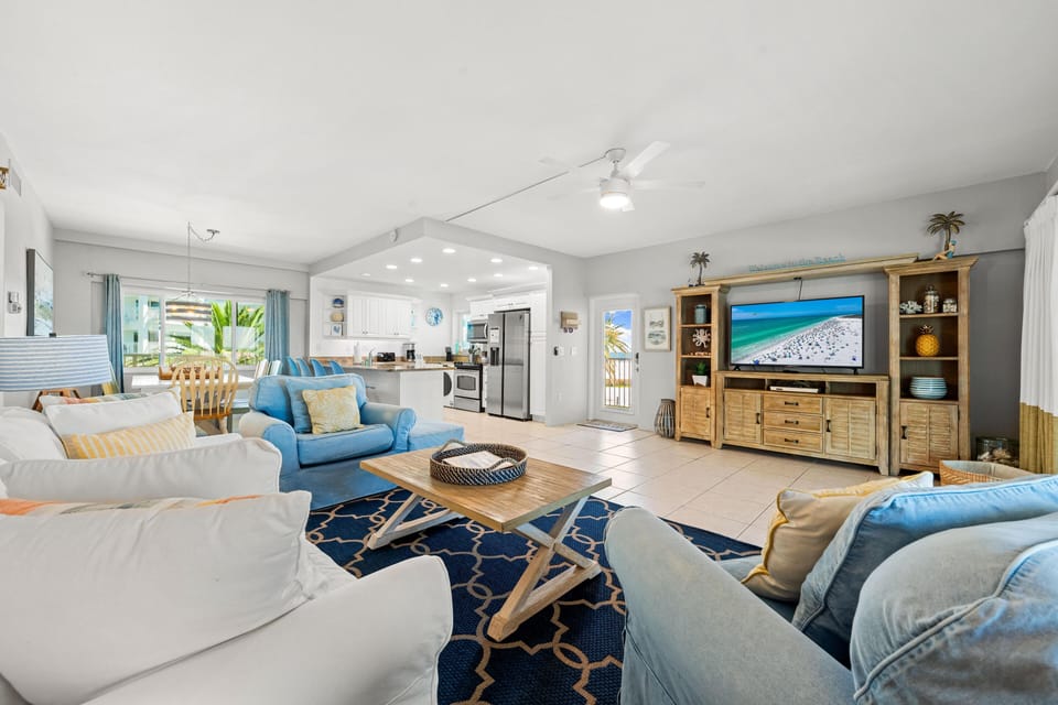 Condo, Multiple Beds (Jamaica Royale Beach View Tower - T32) | Living area | TV