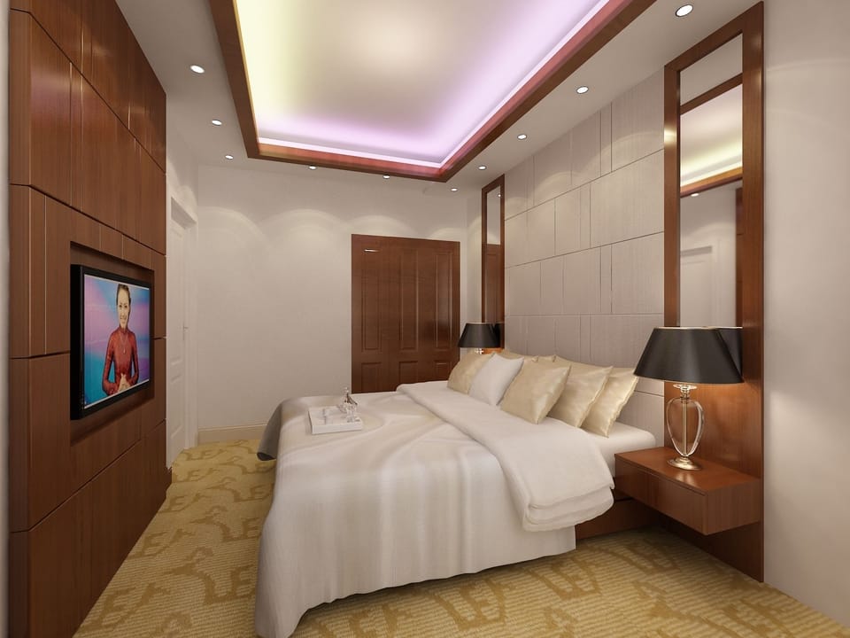 xJunior Suite | Minibar, in-room safe, individually furnished, desk