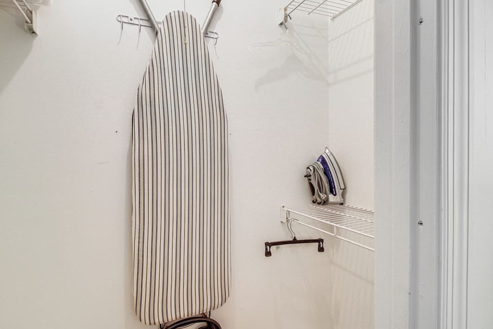 Cottage (2 Bedrooms) | Interior