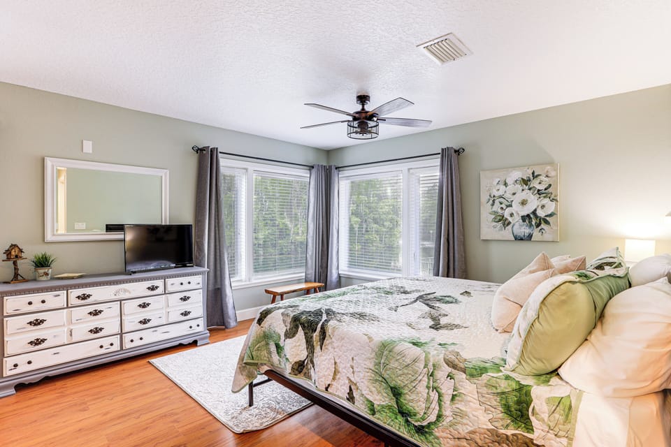 Boathouse & Dock: Riverfront Dunnellon Getaway! Cottage in Dunnellon