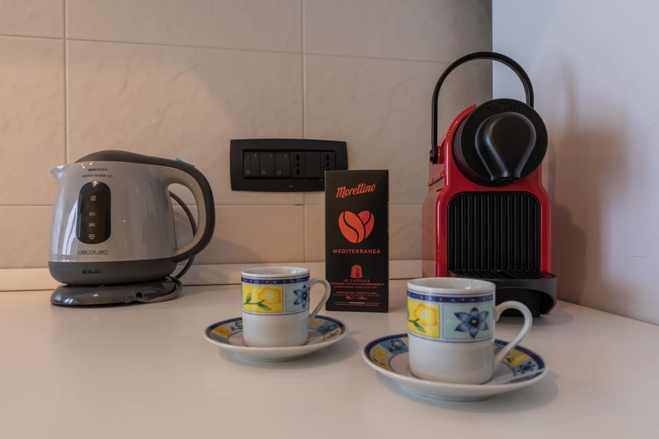 Apartment, Balcony | Private kitchen | Full-size fridge, microwave, oven, stovetop