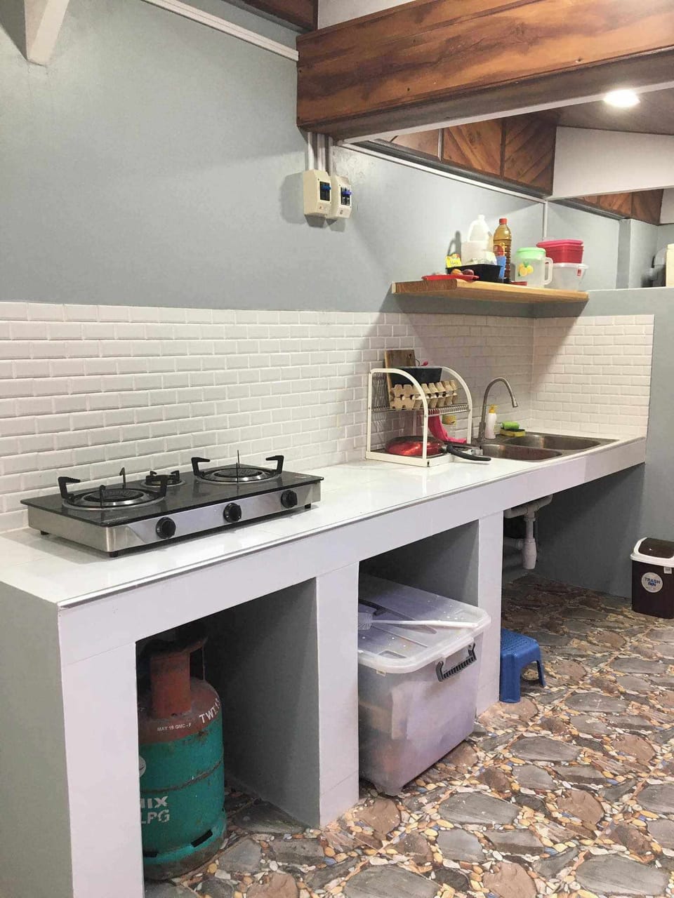 House | Private kitchen | Fridge, microwave, oven, stovetop