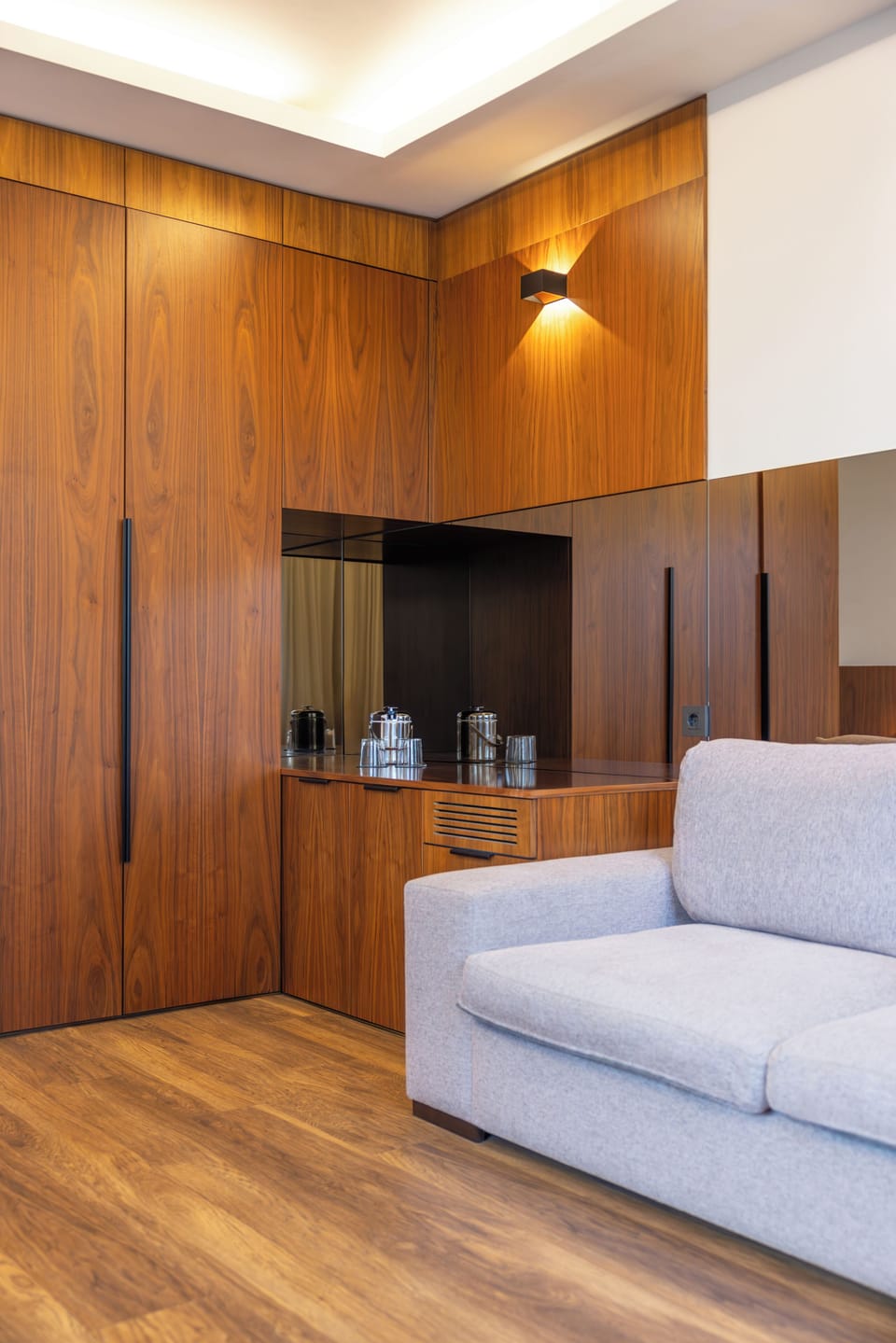 Junior Suite | 1 bedroom, hypo-allergenic bedding available, minibar, in-room safe