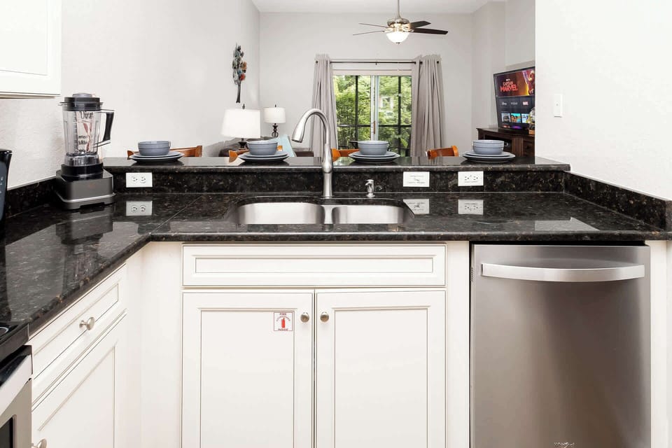 Condo, Multiple Beds, Pool Access, Garden View (Bahama Bliss Retreat) | Private kitchen | Coffee/tea maker