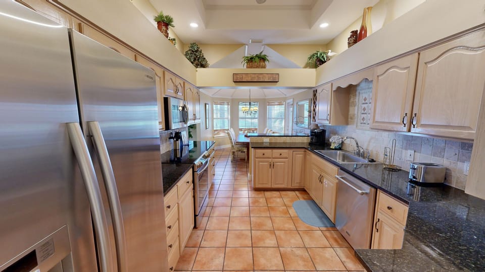 House, 3 Bedrooms | Private kitchen
