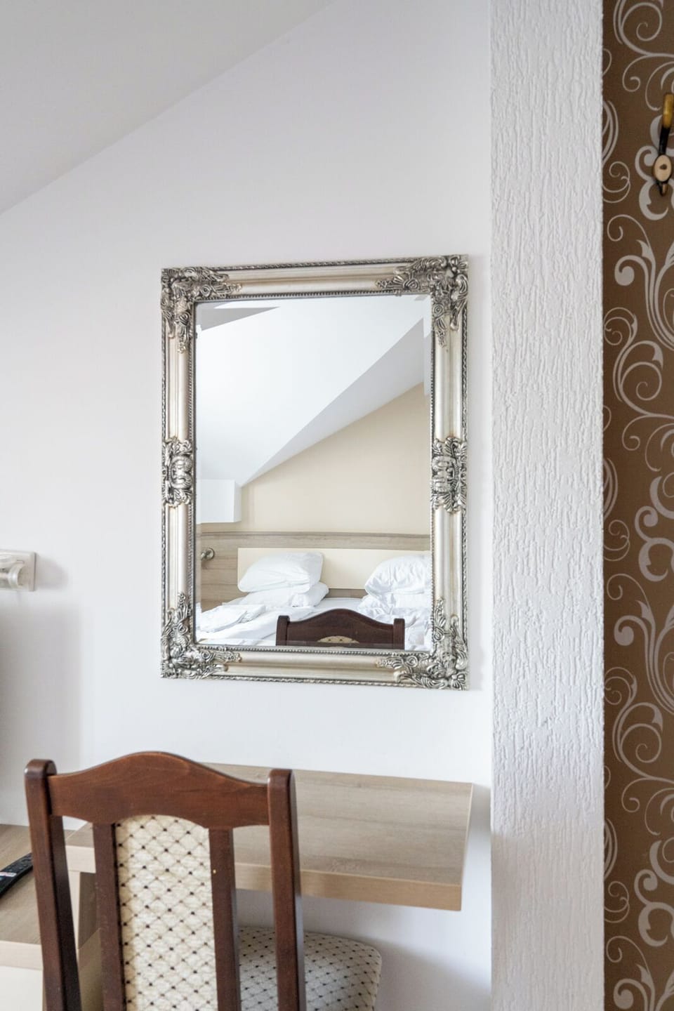 Classic Triple Room, Courtyard View | Desk, soundproofing, WiFi (free), individually decorated